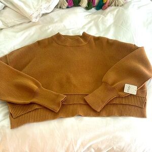 Free people sweater!!